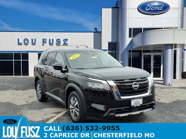 2023 Nissan Pathfinder SL 4WD
