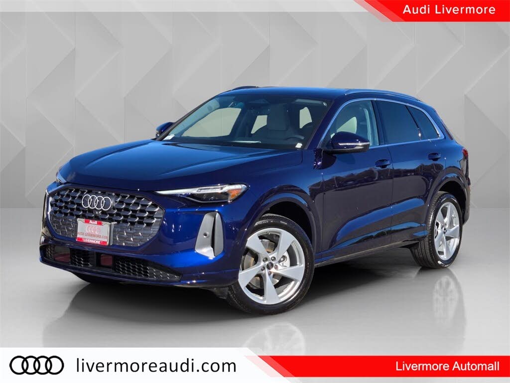 2025 Audi Q5 quattro Premium Plus 40 TFSI