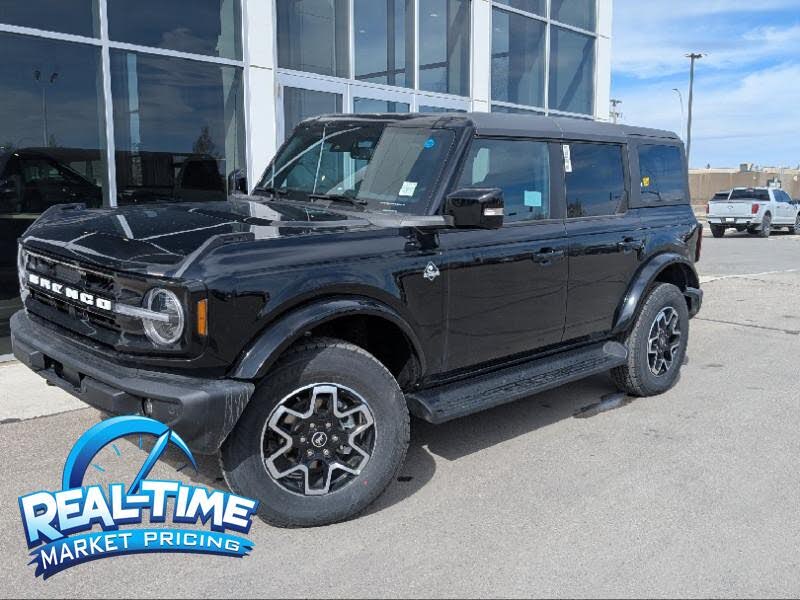 2025 Ford Bronco Outer Banks 4-Door 4WD