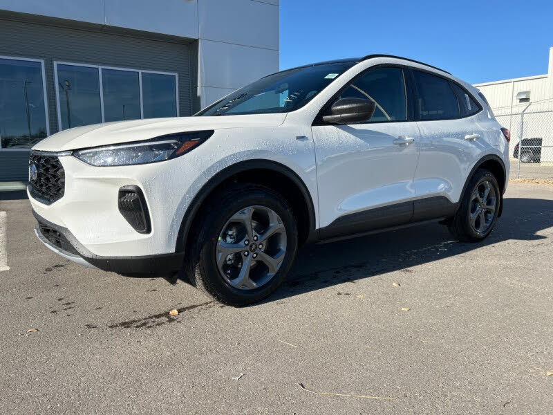 2025 Ford Escape ST-Line AWD