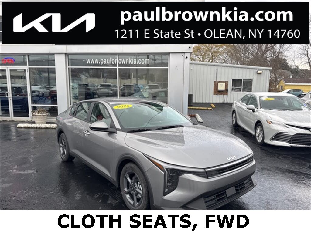 2025 Kia K4 LXS FWD