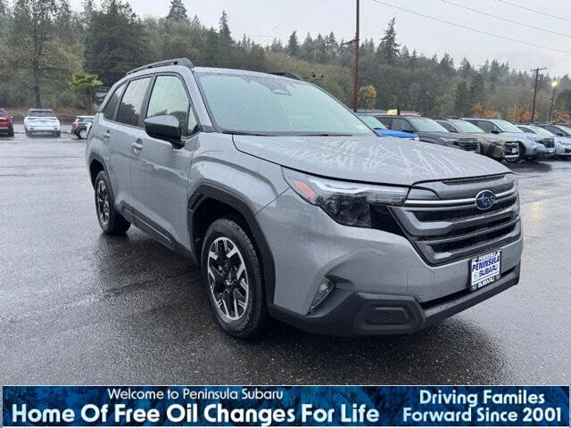 2025 Subaru Forester Premium Crossover AWD