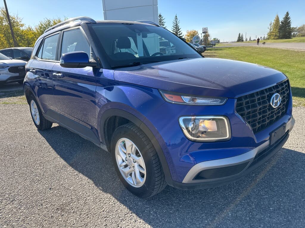 2022 Hyundai Venue Preferred FWD