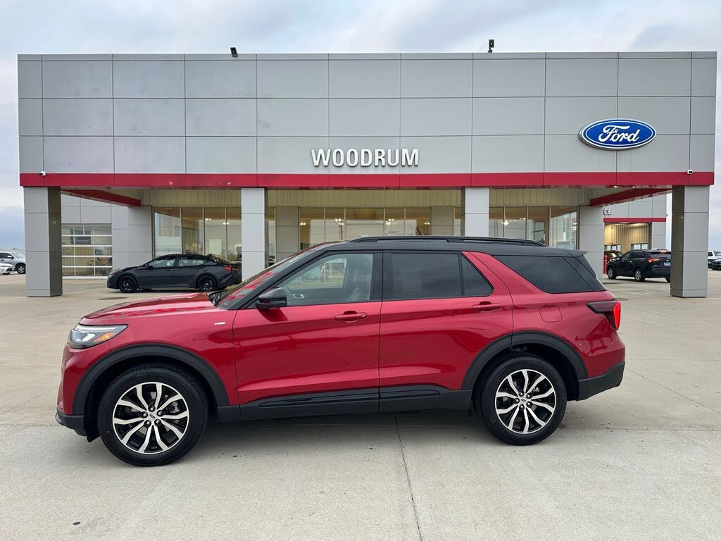 2026 Ford Explorer ST-Line AWD