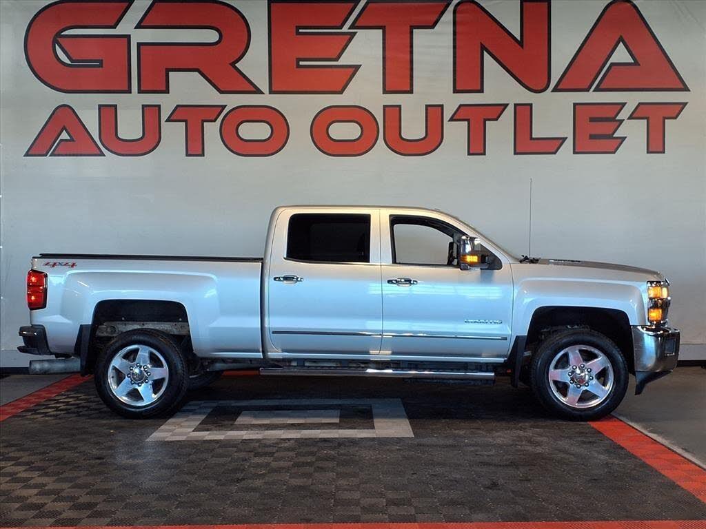 2015 Chevrolet Silverado 2500HD LTZ Crew Cab 4WD