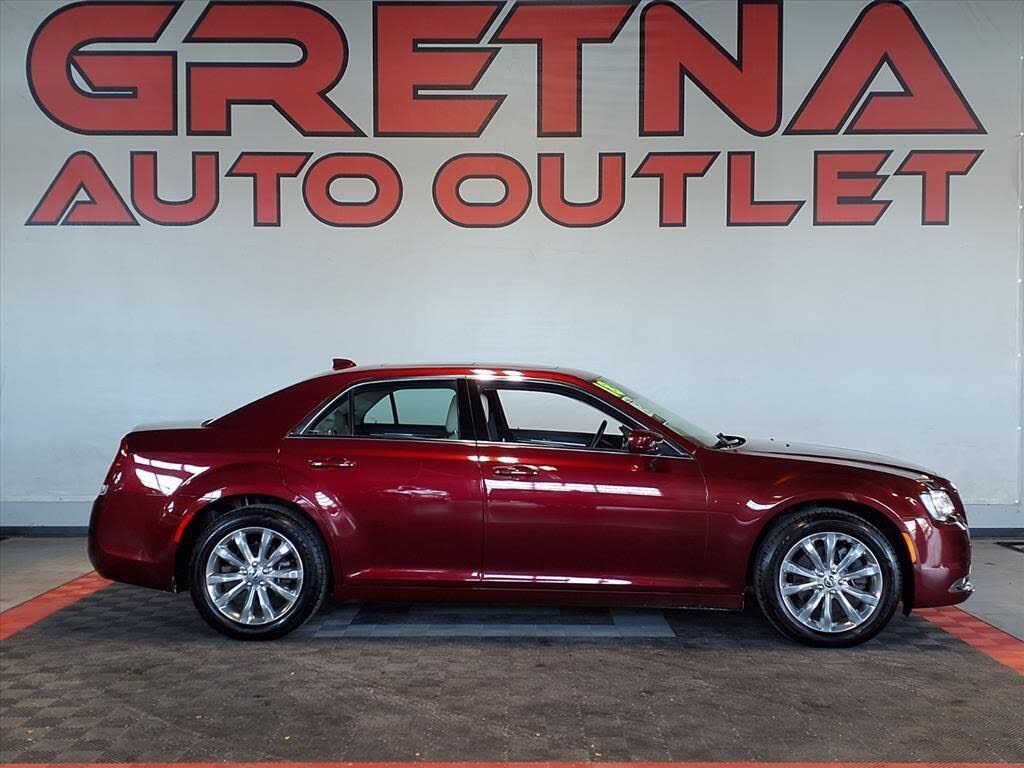 2018 Chrysler 300 Touring L AWD