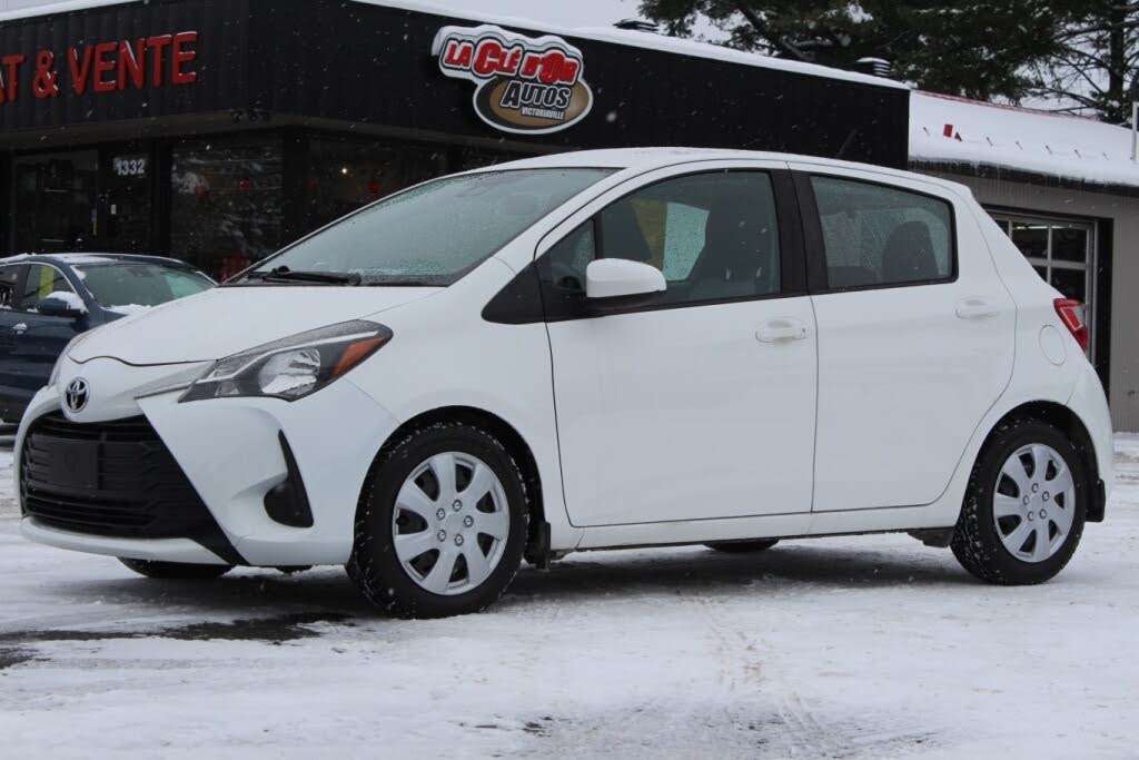 2019 Toyota Yaris LE 4-Door Hatchback FWD
