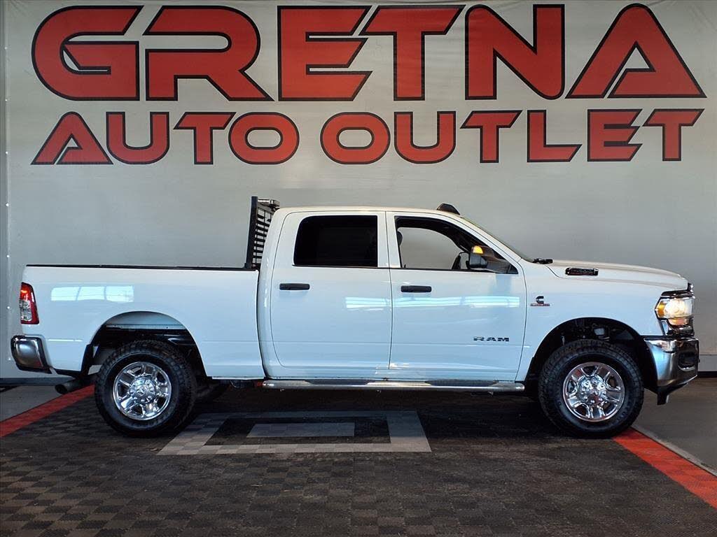 2022 RAM 2500 Tradesman Crew Cab 4WD