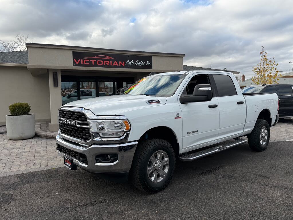 2024 RAM 2500 Big Horn Crew Cab 4WD