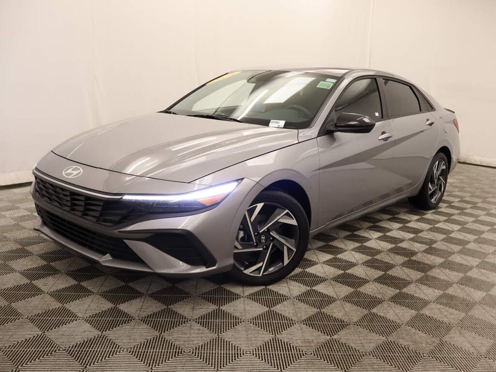 2025 Hyundai Elantra SEL Sport FWD