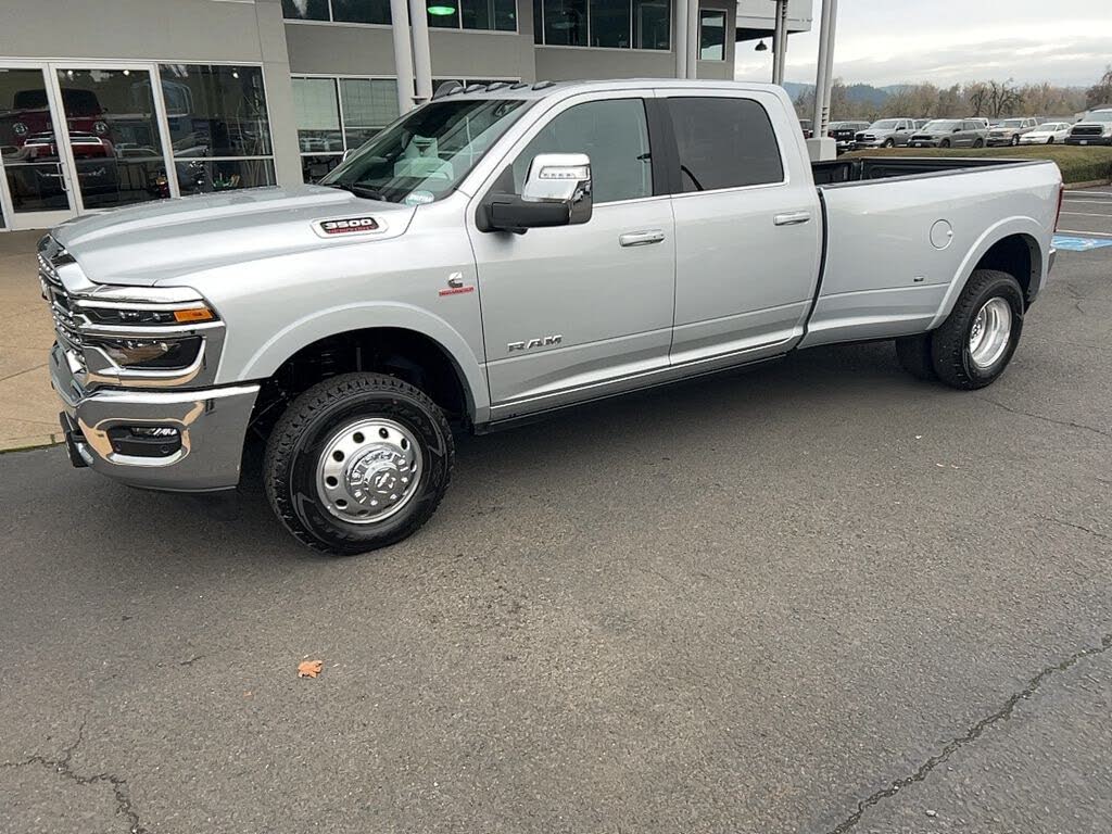 2026 RAM 3500 Limited Longhorn Crew Cab LB DRW 4WD