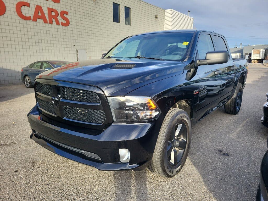 2019 RAM 1500 Classic Express Crew Cab 4WD