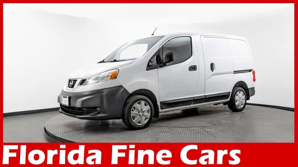 2019 Nissan NV200 S FWD