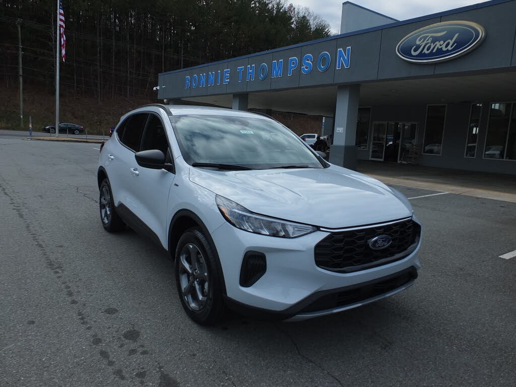 2026 Ford Escape ST-Line AWD