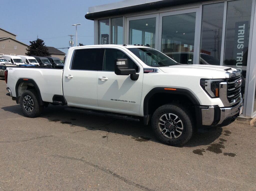 2024 GMC Sierra 3500HD SLE Crew Cab 4WD