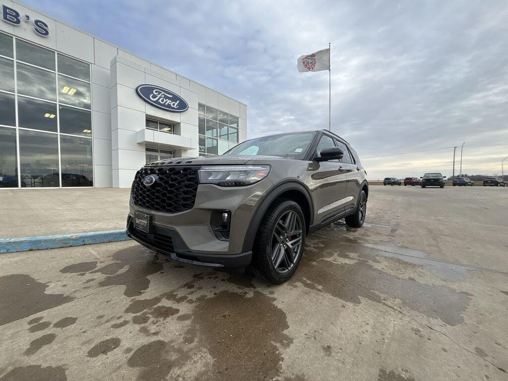 2026 Ford Explorer ST-Line AWD