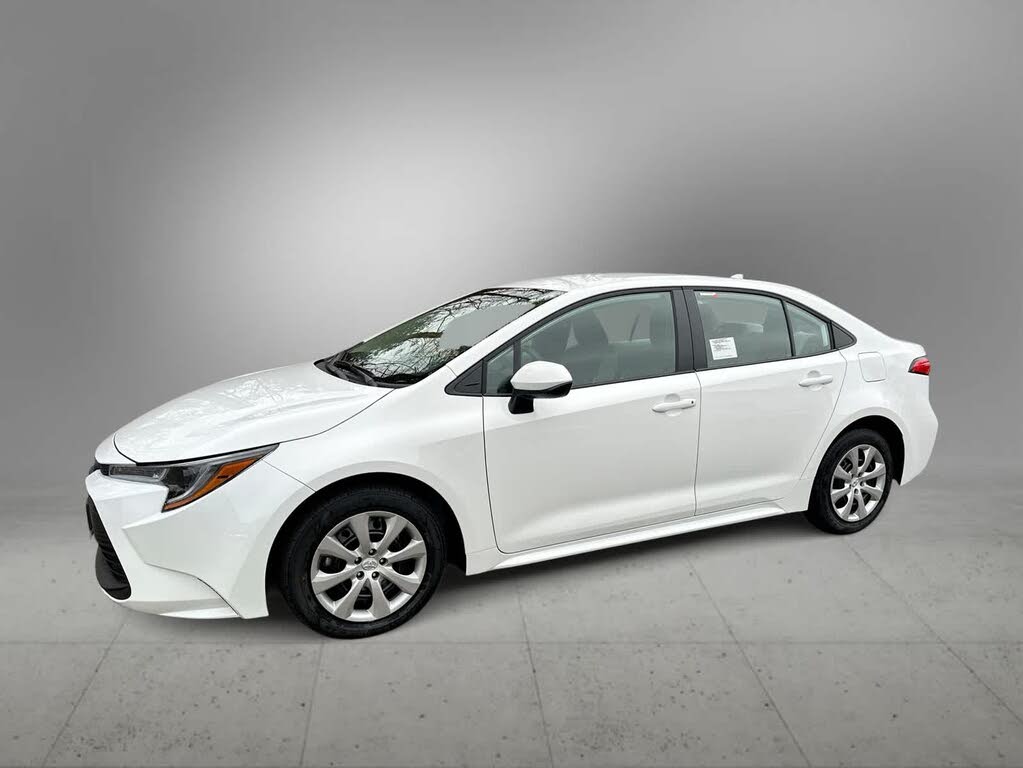 2026 Toyota Corolla LE FWD
