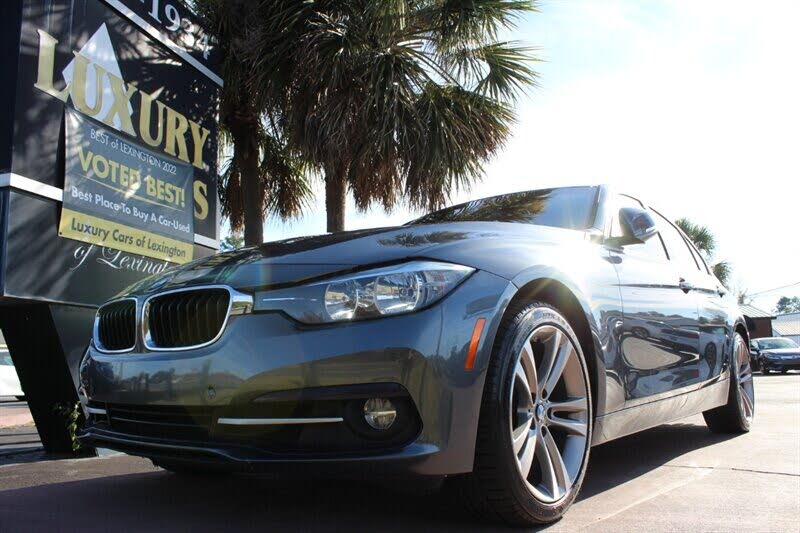 2017 BMW 3 Series 330i Sedan RWD