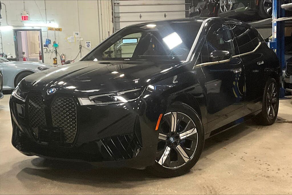 2025 BMW iX xDrive50 AWD