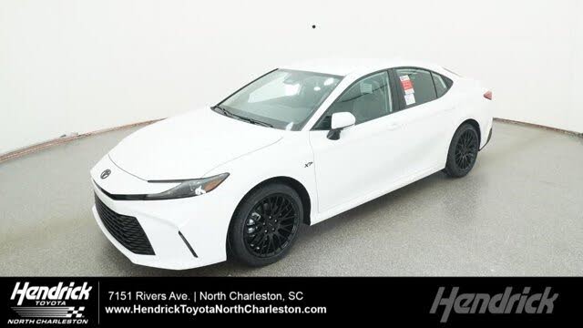 2026 Toyota Camry LE FWD