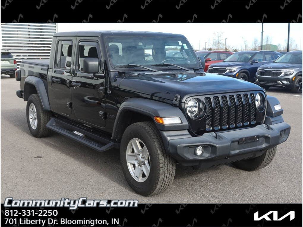 2020 Jeep Gladiator Sport S Crew Cab 4WD