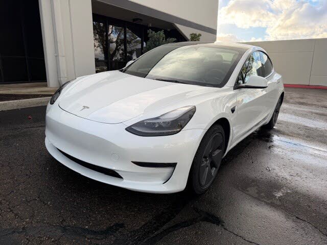 2023 Tesla Model 3 RWD
