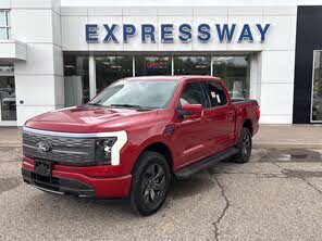 Ford F-150 Lightning Lariat SuperCrew AWD