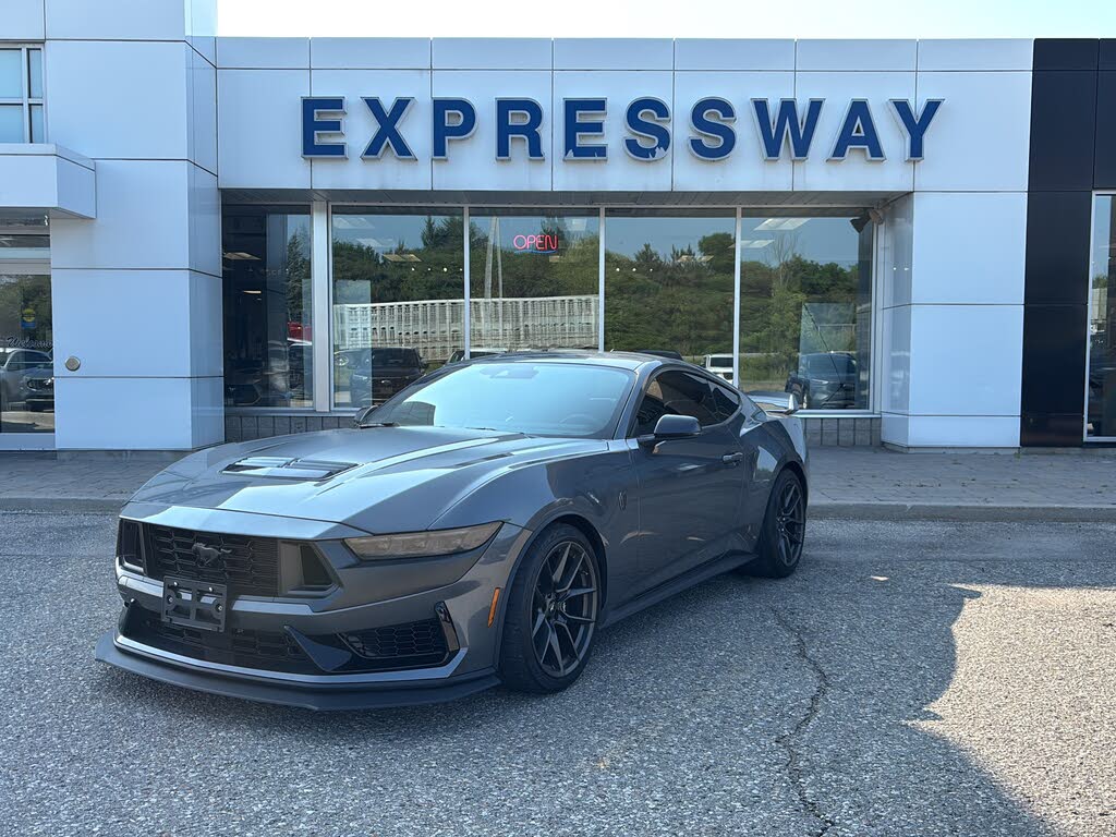 Ford Mustang Dark Horse Fastback RWD 2024
