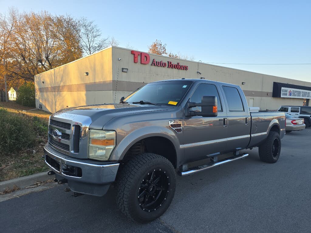 2010 Ford F-250 Super Duty Lariat Crew Cab LB 4WD