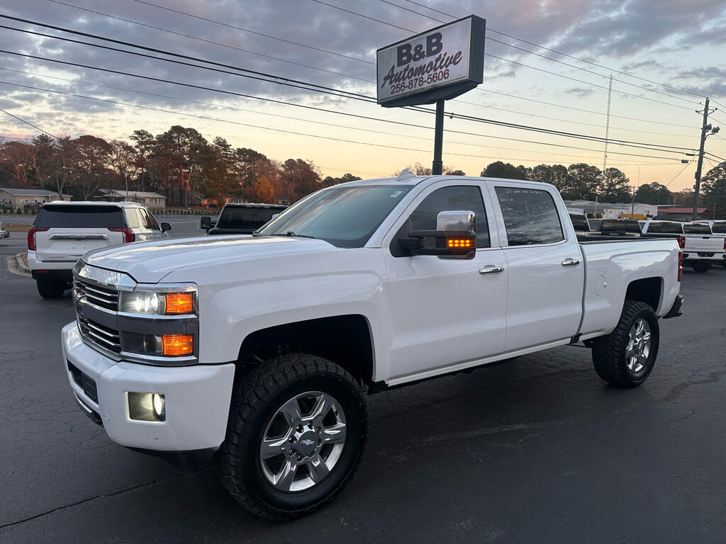 2016 Chevrolet Silverado 2500HD High Country Crew Cab 4WD