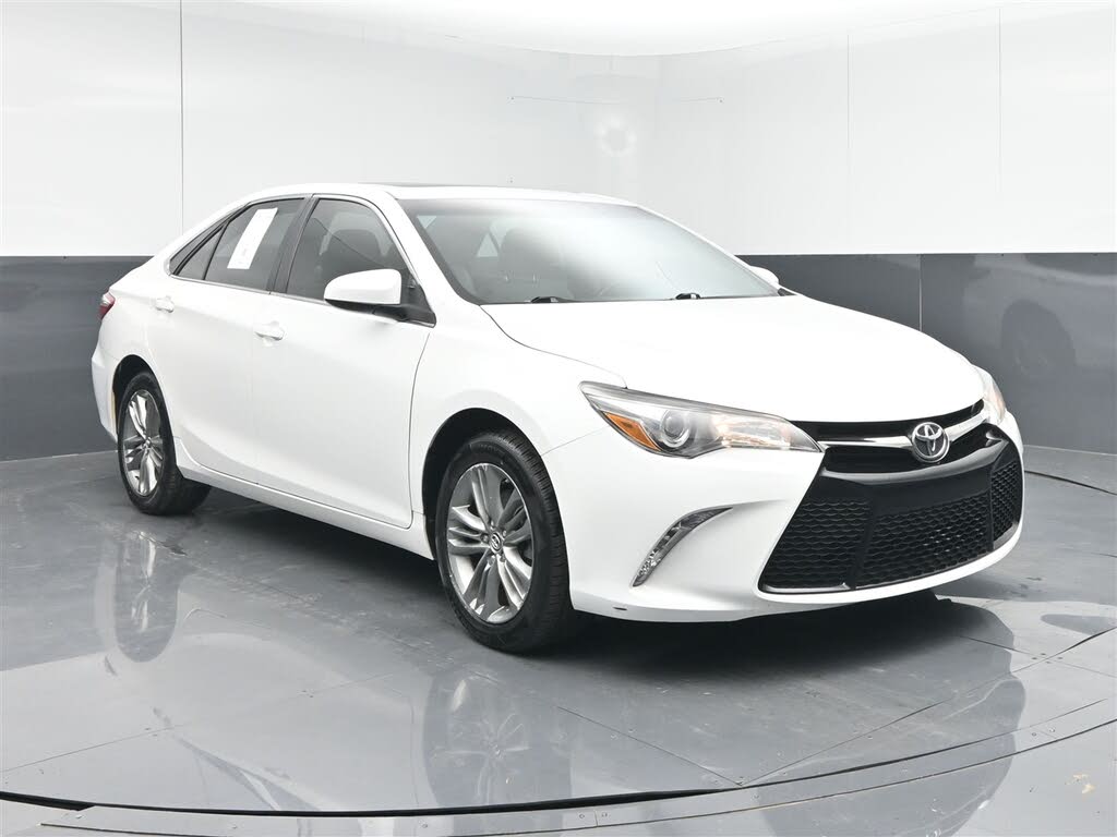 2016 Toyota Camry SE