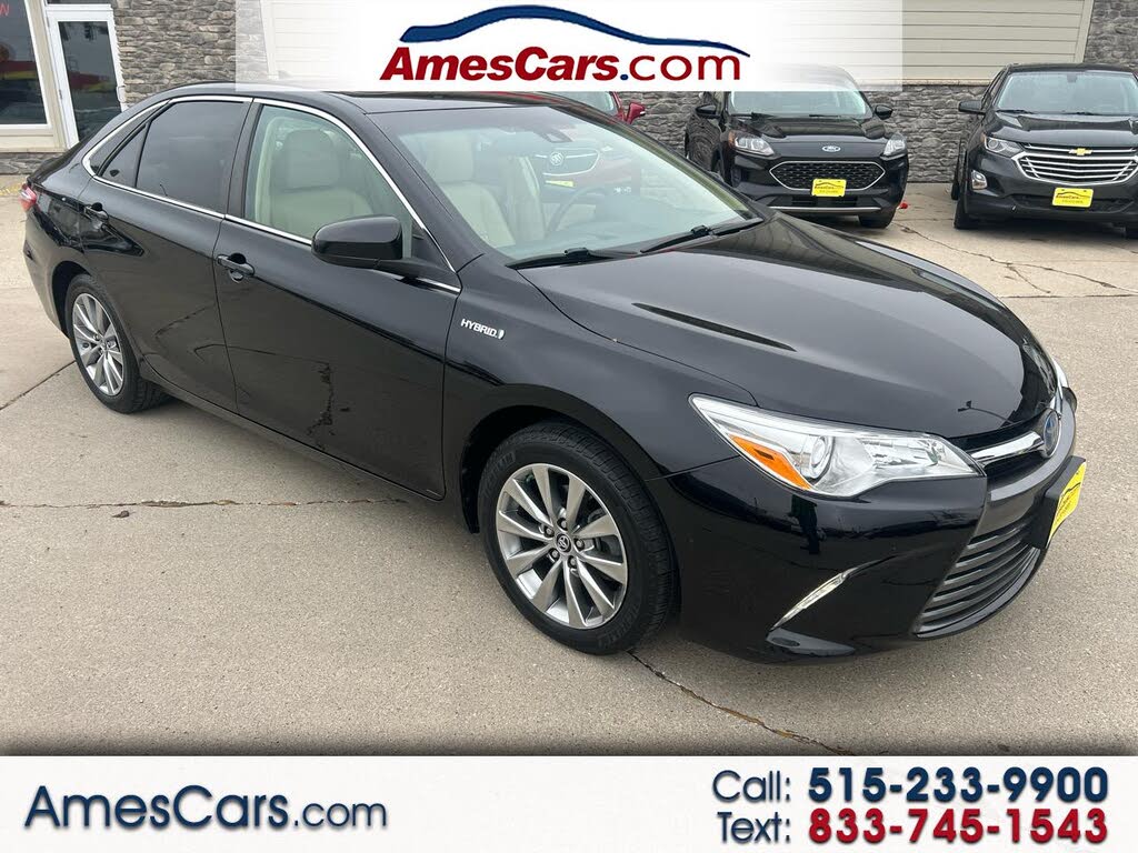 2016 Toyota Camry Hybrid XLE FWD