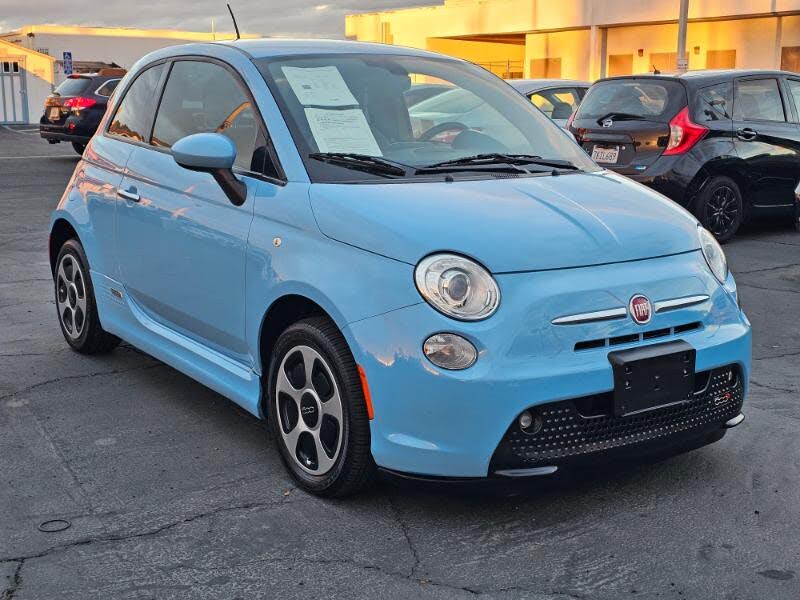 2017 FIAT 500e FWD