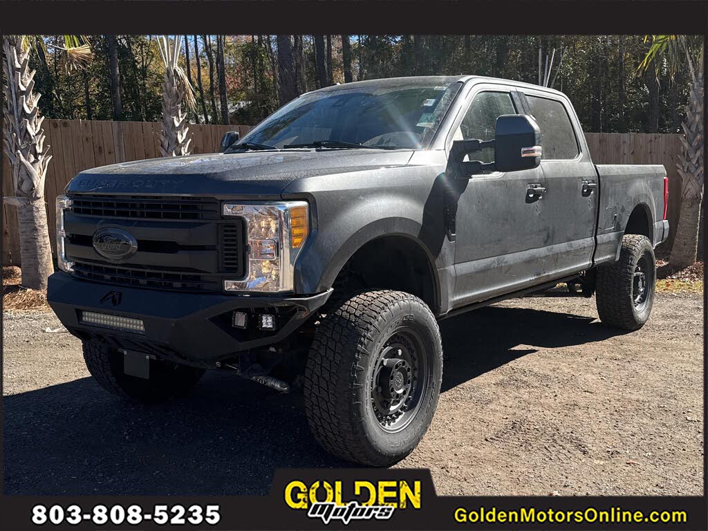 2017 Ford F-250 Super Duty Lariat Crew Cab 4WD