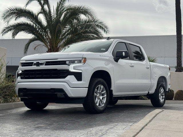 2026 Chevrolet Silverado 1500 RST Crew Cab 4WD