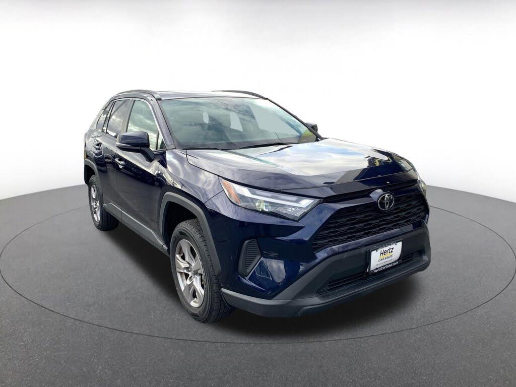 2025 Toyota RAV4 XLE AWD