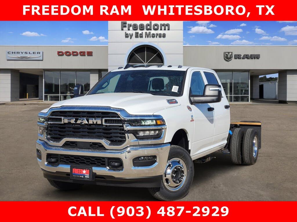 2026 RAM 3500 Chassis Tradesman Crew Cab LB DRW 4WD