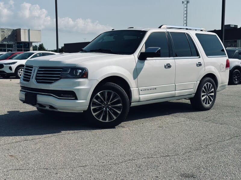 2016 Lincoln Navigator Select 4WD