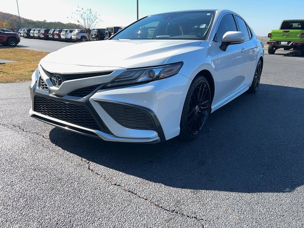 2021 Toyota Camry XSE FWD