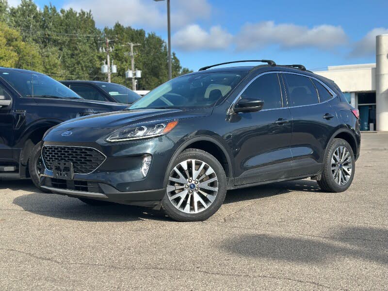 2022 Ford Escape Hybrid Titanium AWD