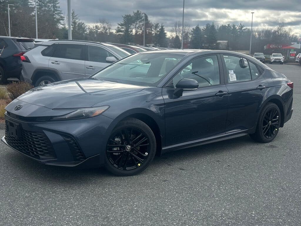 2026 Toyota Camry SE AWD