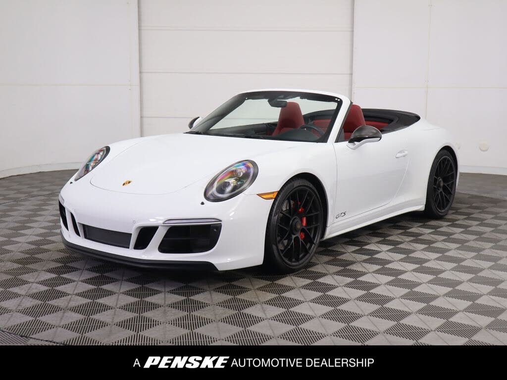 2018 Porsche 911 Carrera GTS Cabriolet RWD