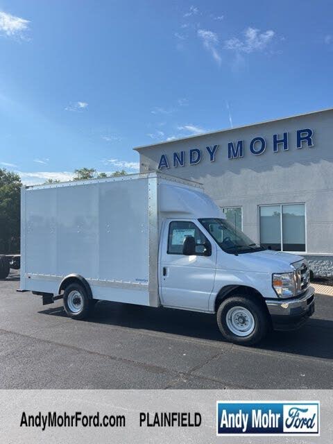 2025 Ford E-Series Chassis E-350 SD Cutaway SB DRW RWD