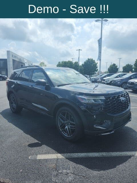 2025 Ford Explorer ST AWD