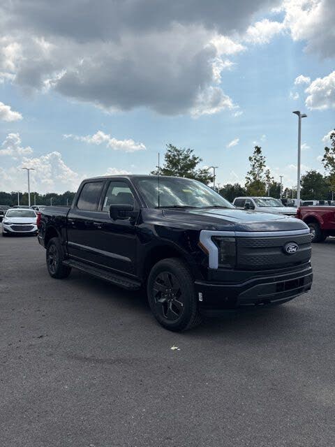 2025 Ford F-150 Lightning Flash SuperCrew AWD