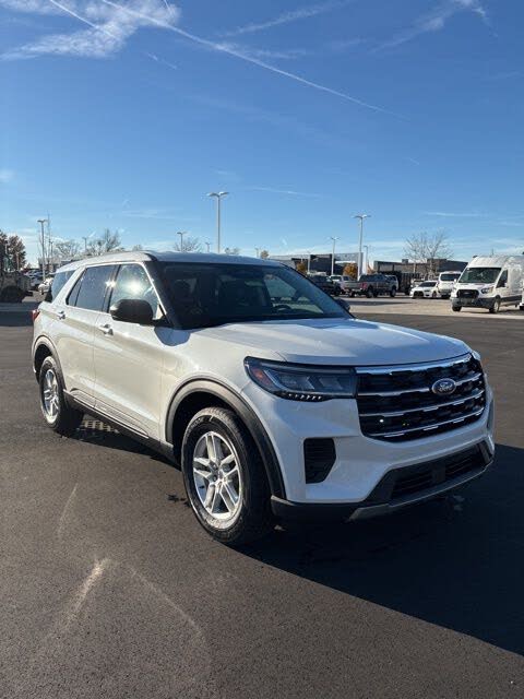 2026 Ford Explorer Active AWD