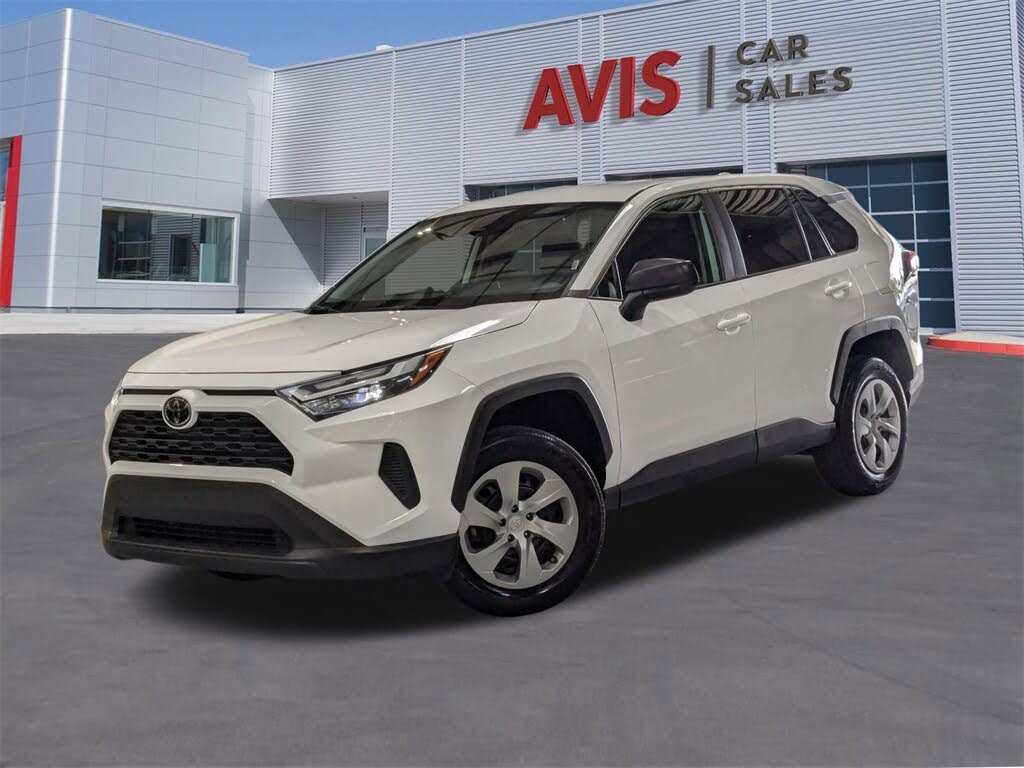 2023 Toyota RAV4 LE FWD