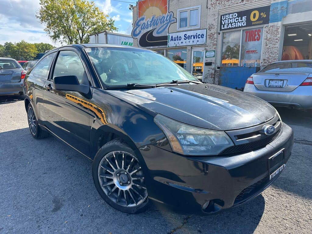 2010 Ford Focus SES Coupe