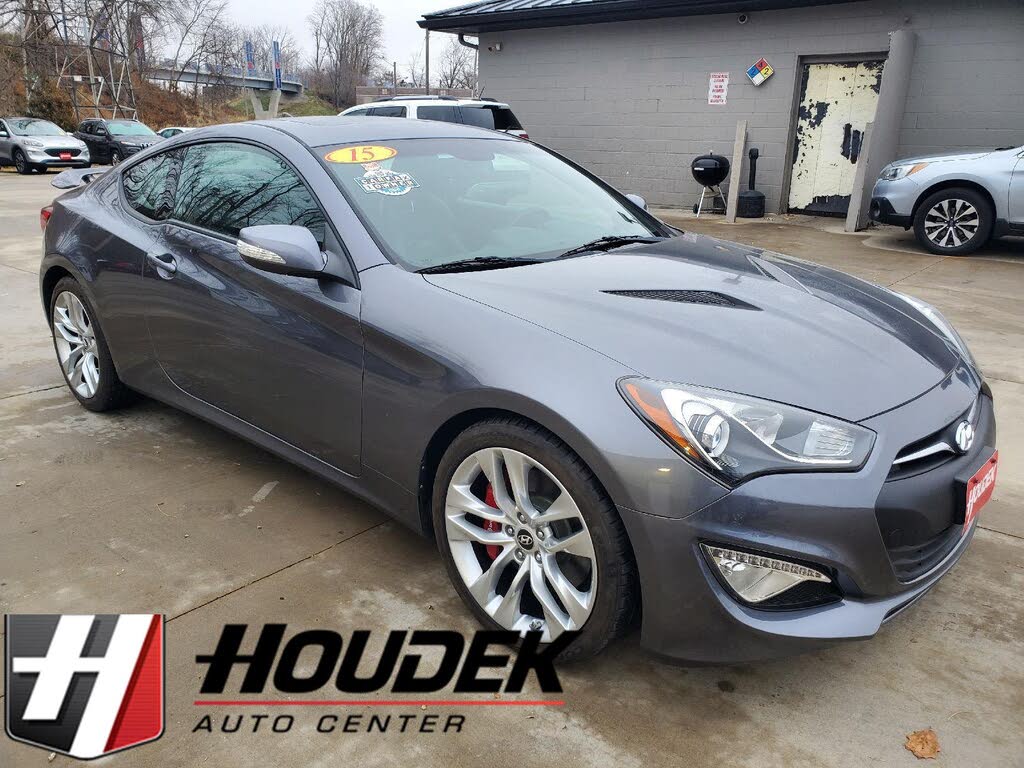 2015 Hyundai Genesis Coupe 3.8 Ultimate RWD