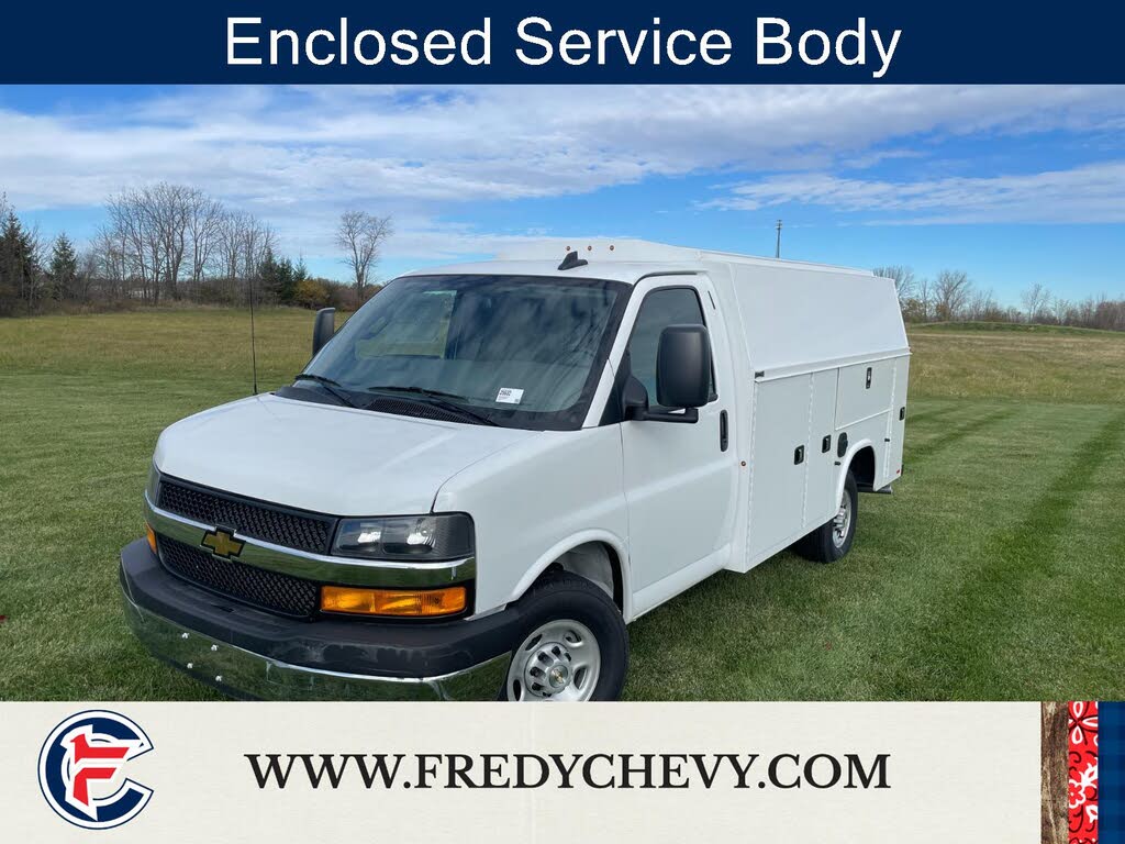 2025 Chevrolet Express Chassis 3500 Cutaway 139